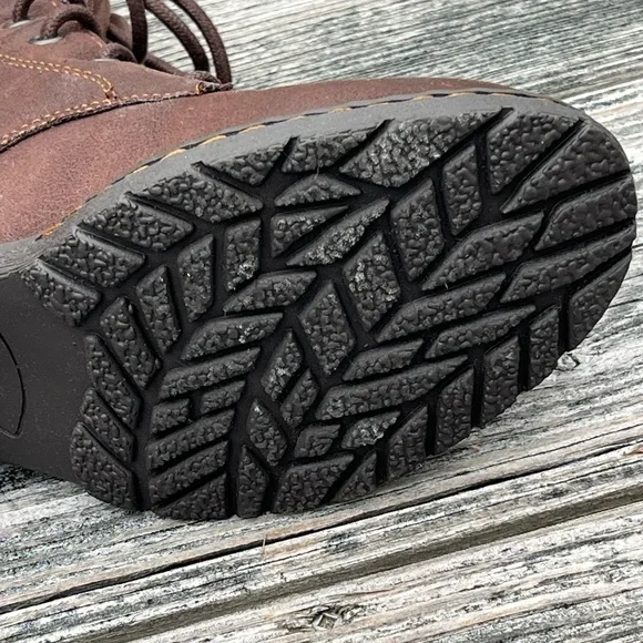 Brown boots - Picture 4 of 5